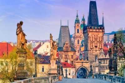 Minipaquete Praga Domingo